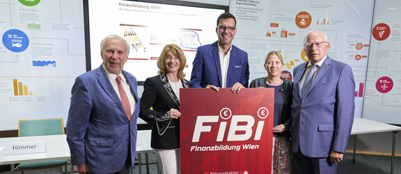 Teilnehmer:innen beim Mediengespräch Finanzbildung | © Bildungsdirektion/Markus Wache Teilnehmer:innen beim Mediengespräch Finanzbildung