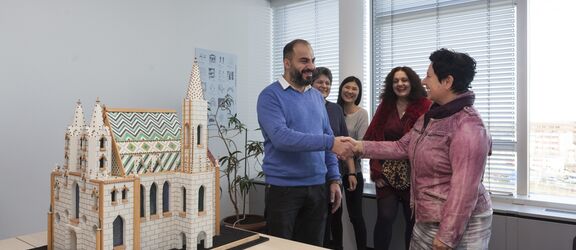 Überreichung Modell Stephansdom C Fsw Überreichung Modell Stephansdom C Fsw